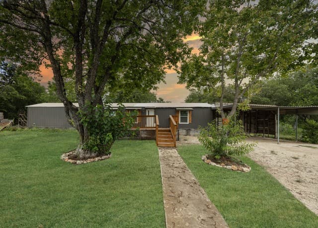 10323 Hillbrook Rd