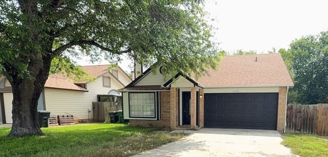 6318 Les Harrison Dr