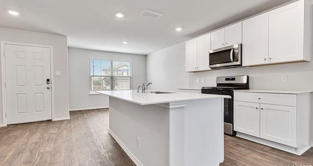 6138 Unakite Trail