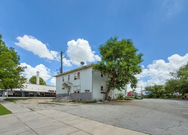 402 Mulberry