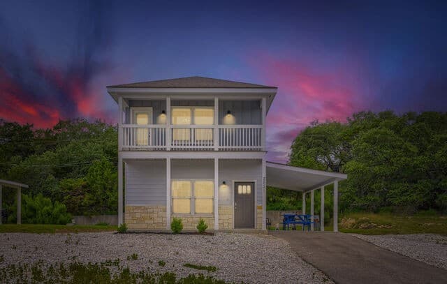 2551 Canyon Lake Forest Dr