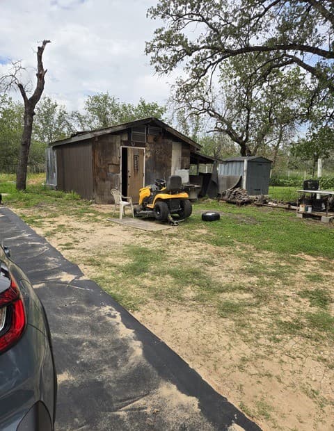 270 Camelot Ln