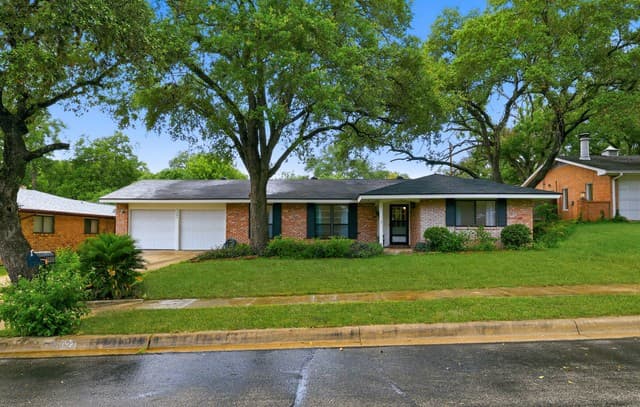 3603 Prince George Dr