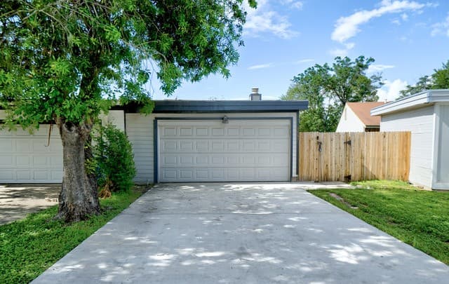 9507 Simplicity Dr