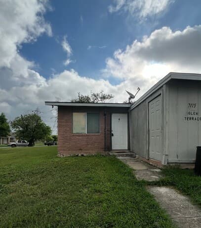 7115 Glen Ter Unit 4