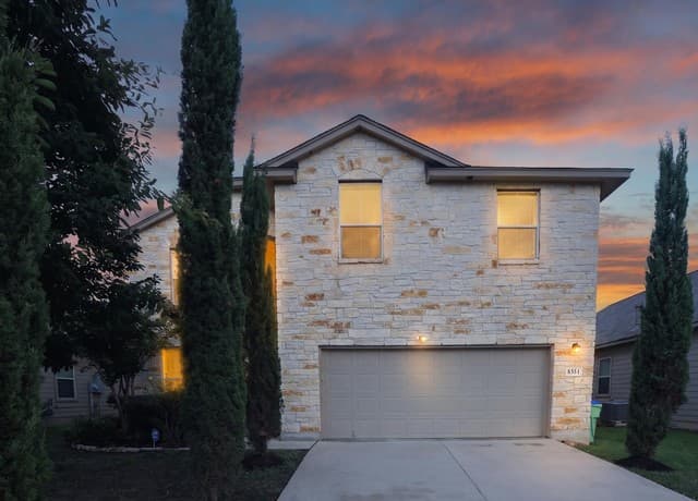 8351 Angelina Parke