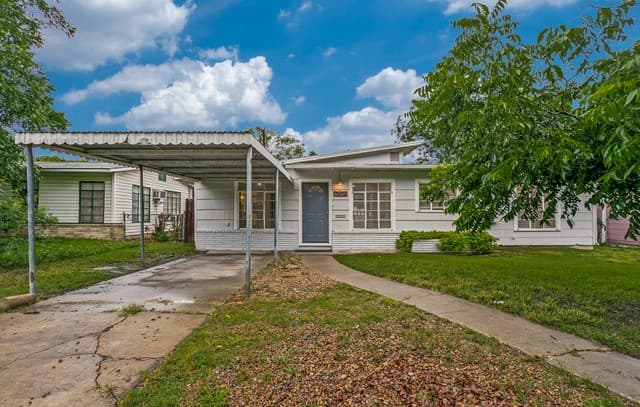 707 Sumner Dr