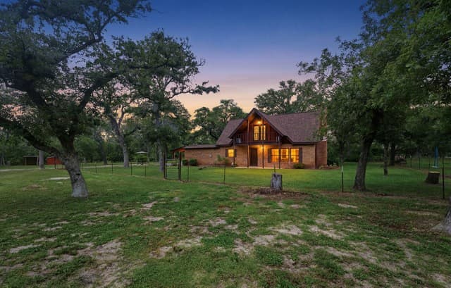 8606 State Highway 123 N