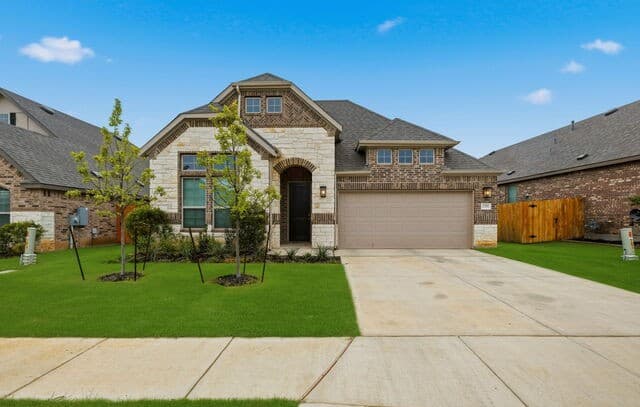 1752 Heritage Maples