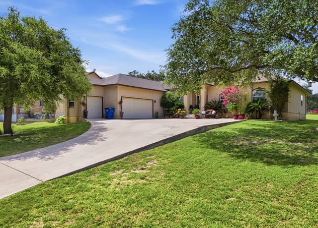612 Jack Nickolaus Dr