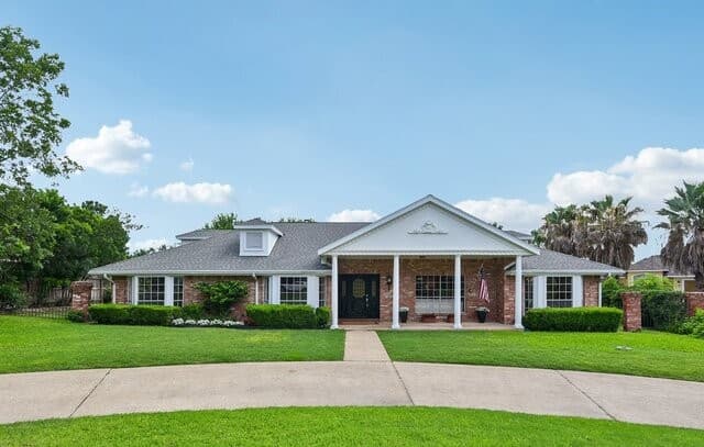 211 Chattington Ct
