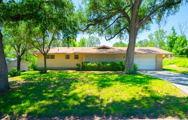 6614 Moss Oak