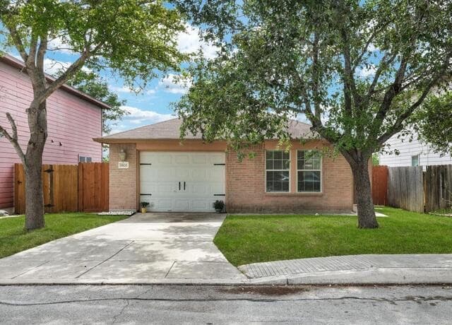 8806 Mission Top