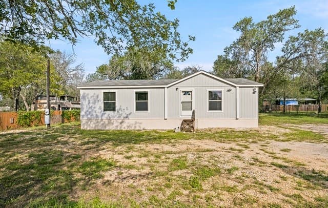23307 Hickory Shadow