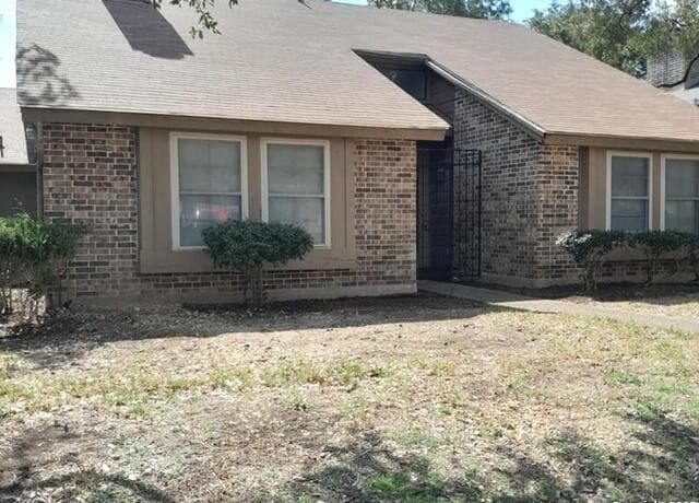 4202 W Shadow Oak Woods