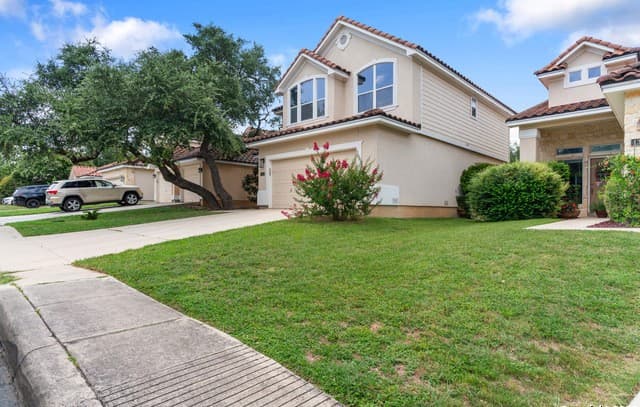1331 Pinnacle