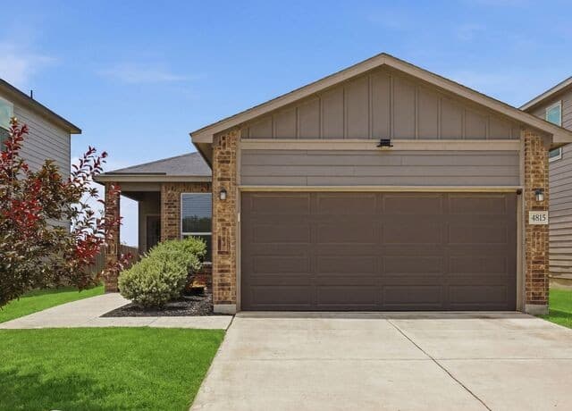 4815 Via Sonoma Trail