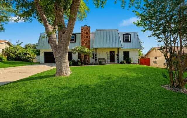 630 Balboa Dr