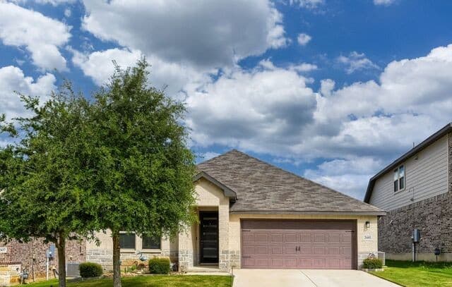 2441 Pennilynn Way