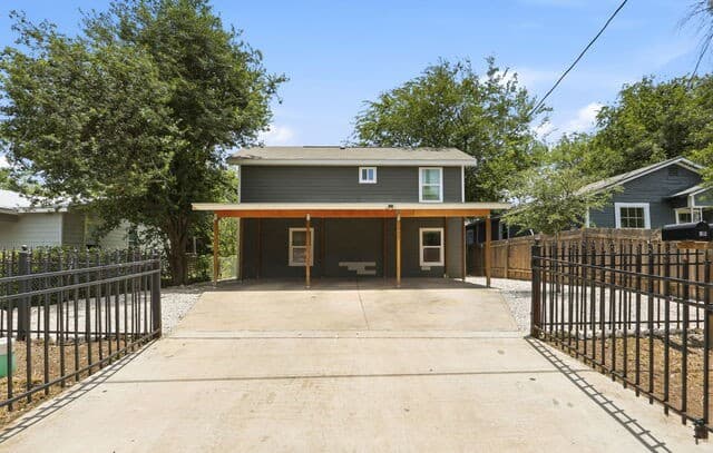 1522 S Elmendorf