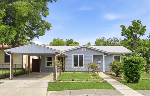 511 Lovera Blvd