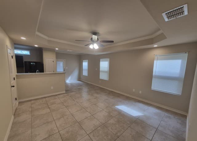 6926 Lakeview Dr. Unit 102