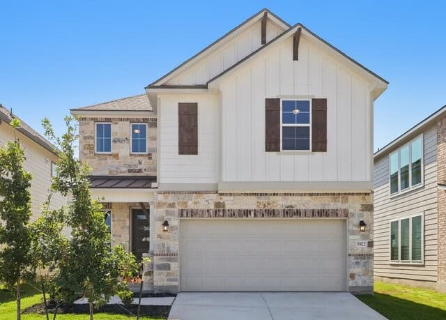 5922 Lakeview Point