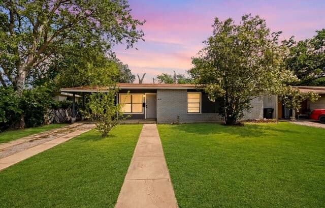 4359 Wild Oak Dr