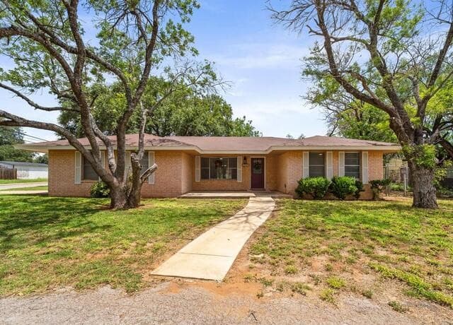 1305 E Colorado