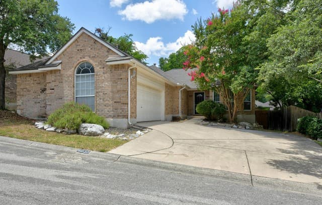 6635 Shady Bend Dr