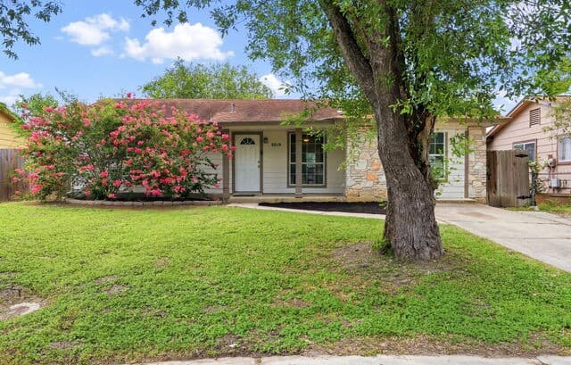 5322 Stoneshire