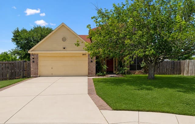 5810 Elk Lake Dr