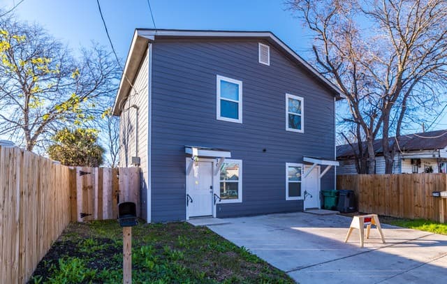 234 Gould Unit 101