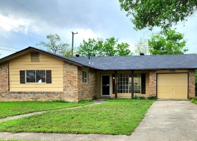 4426 Jamestown