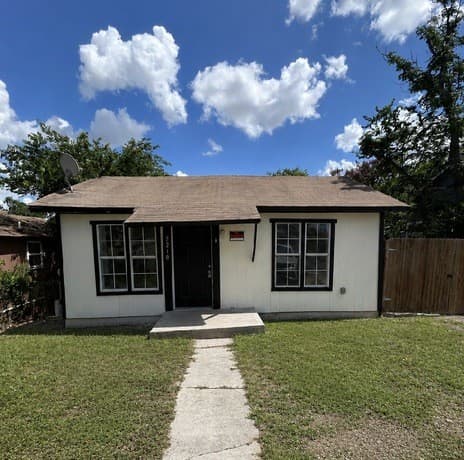 2210 Martin Luther King Dr
