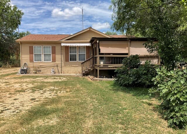 139 Country View