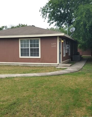 3143 La Violeta St
