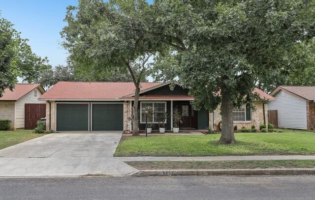 10726 Green Trail Dr