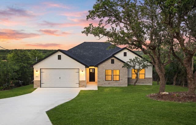 1111 Rocky Ridge Loop, Canyon Lake, TX 78133