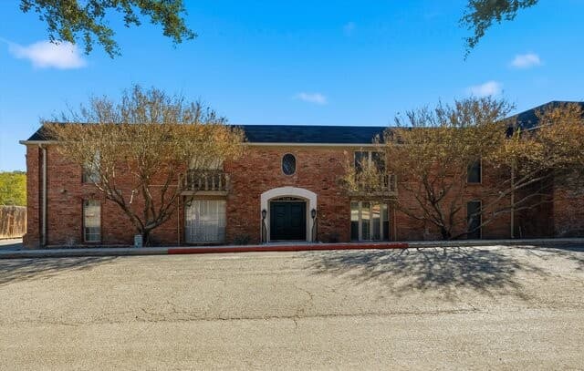 7500 Callaghan Unit APT 337