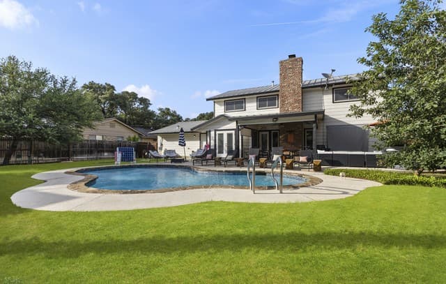 10807 Mount Ida