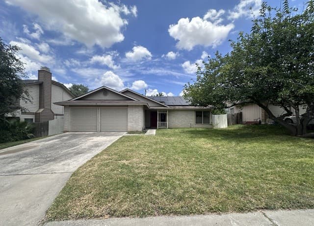 16442 Ross Oak St