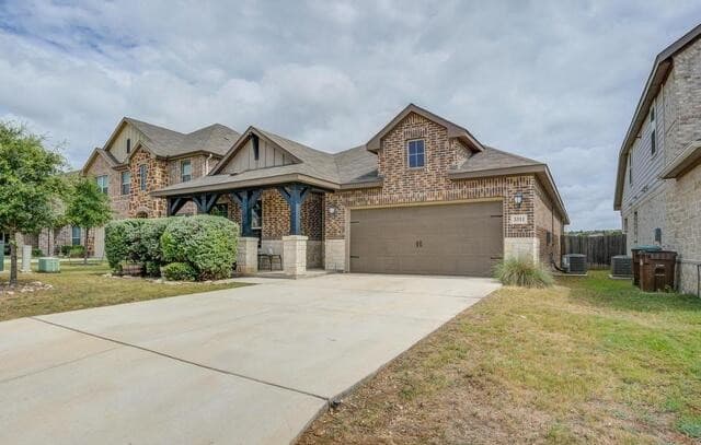 3311 Grace Way