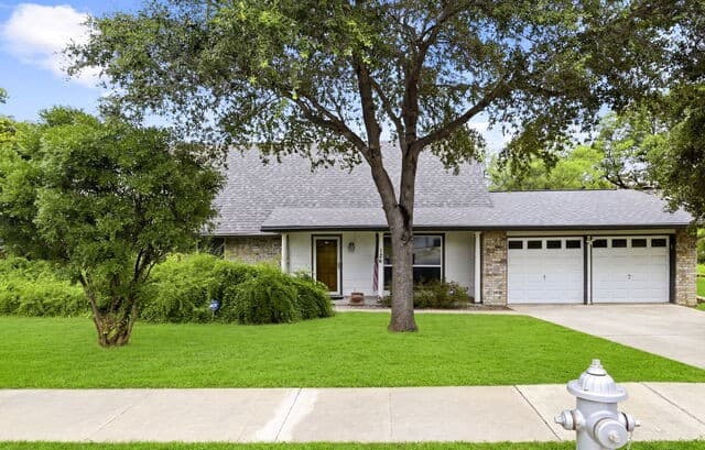 126 Harrow Dr