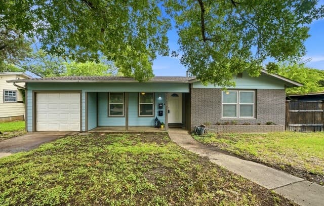 635 Olney Dr, San Antonio, TX 78209