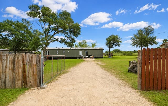 125 Villa Ridge Dr