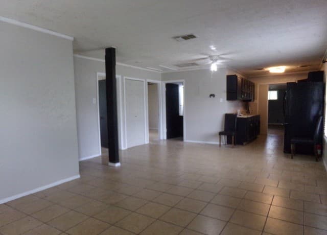 118 Ebbtide Dr
