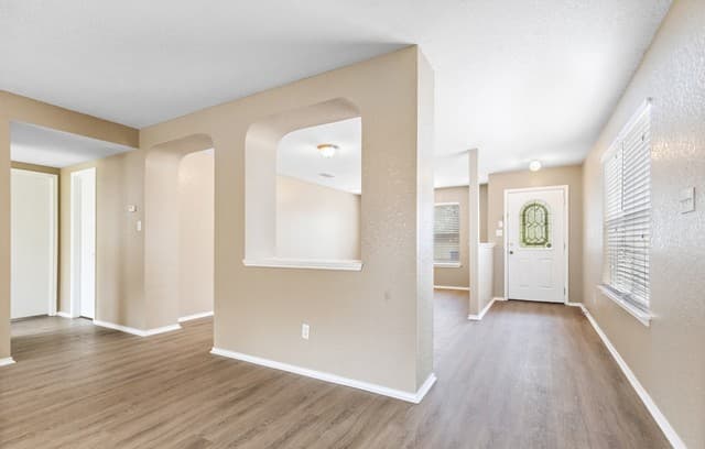 10431 Manor Crk