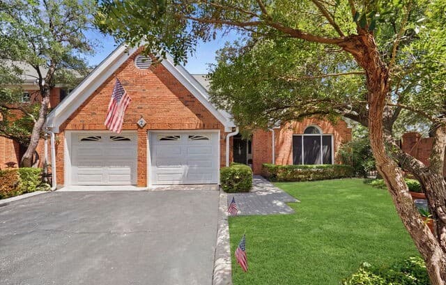 2 Jackson Ct