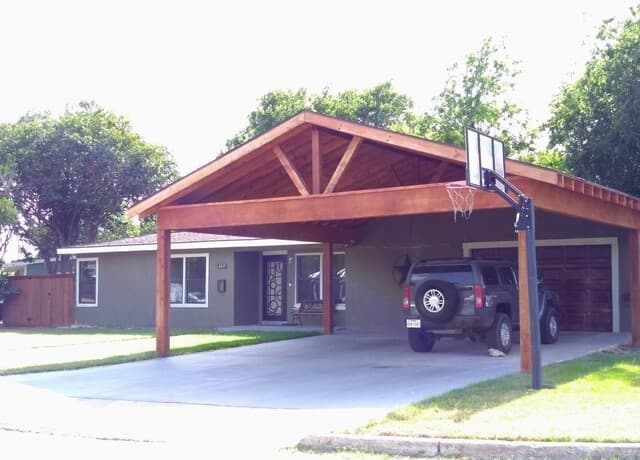 4349 Silver Lake Dr